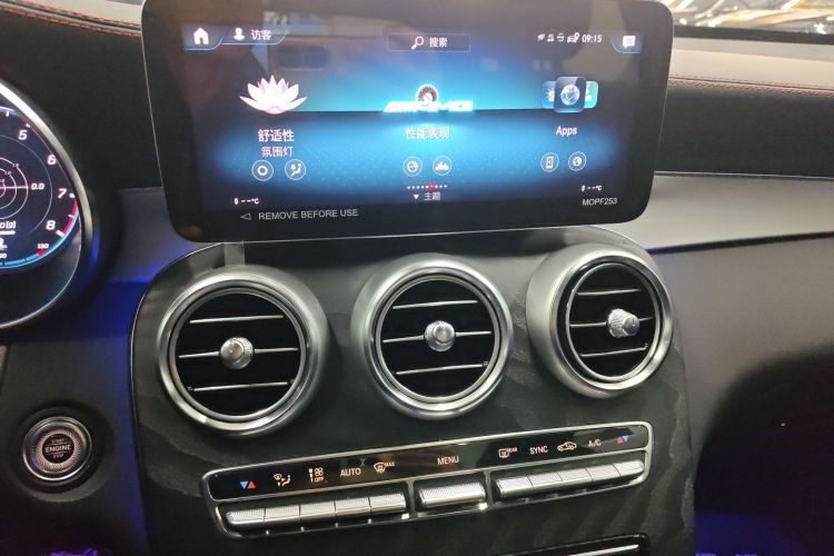 奔驰GLC AMG 2022款 AMG GLC 43 4MATIC中控内饰16