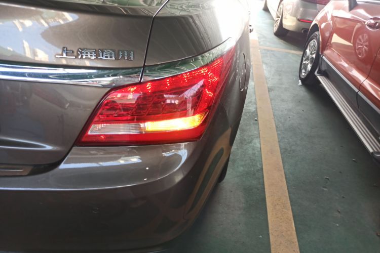 别克 君越 2013款 2.4L SIDI领先舒适型车身外观6006