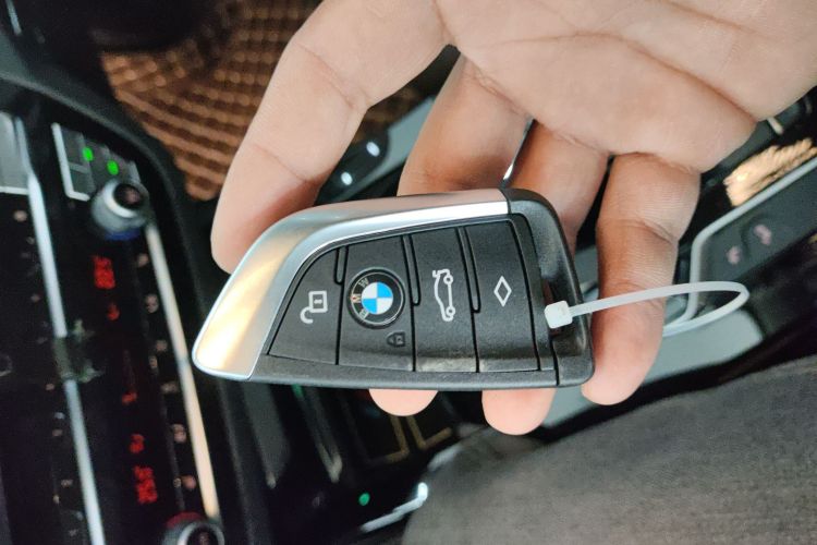 宝马X3 2021款 xDrive28i 豪华套装中控内饰11