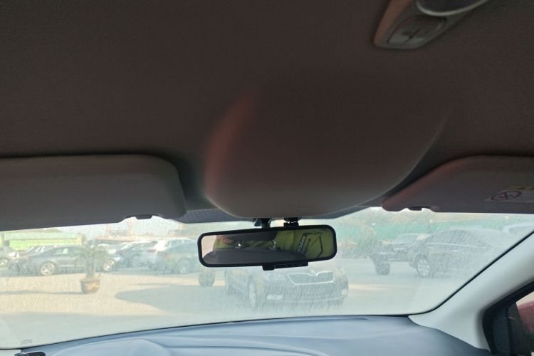 福特 福克斯 2015款 两厢 1.6L 自动舒适型局部细节22