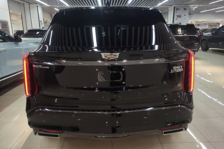 凯迪拉克XT5 2025款 2.0T 尊贵型车身外观6