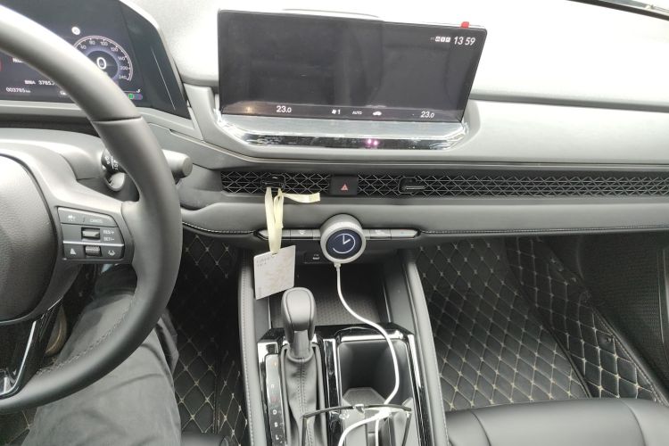 本田 雅阁 2025款 260TURBO 豪华版中控内饰16