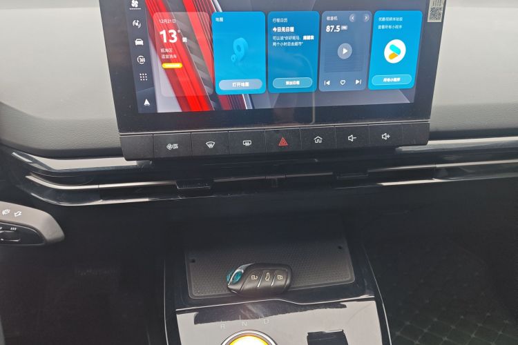 名爵 MG4 EV 2022款 425km 豪华版局部细节16