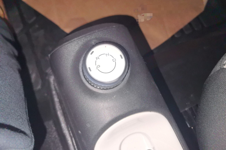 五菱汽车 宏光MINIEV 2024款 第三代 215km 进阶版局部细节18