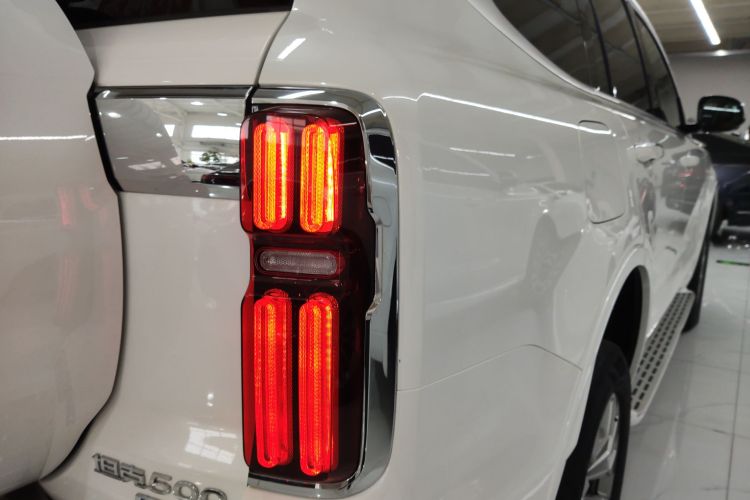 坦克500新能源 2025款 Hi4-Z车身外观9