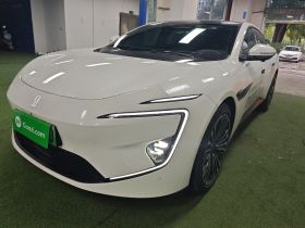 阿维塔12 2025款 Ultra增程版