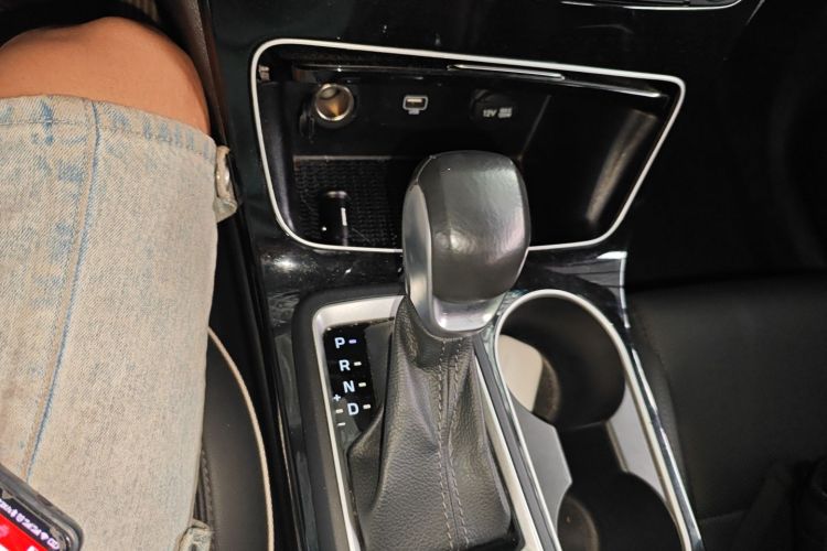 现代 途胜 2020款 280TGDi 两驱GLS时尚版 国VI中控内饰18