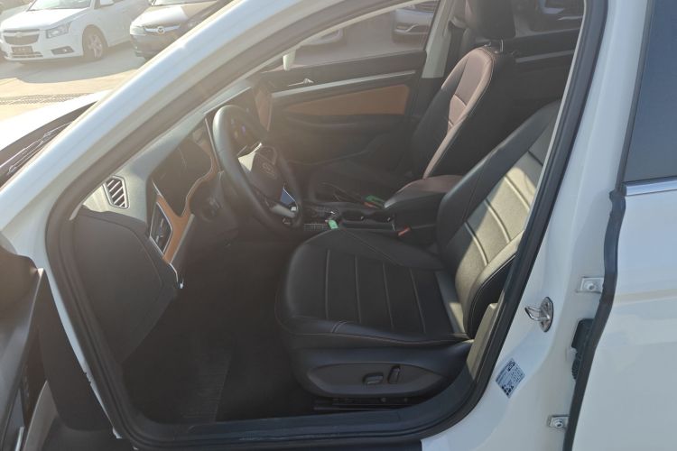 大众 宝来 2023款 200TSI DSG智行PRO版中控内饰19