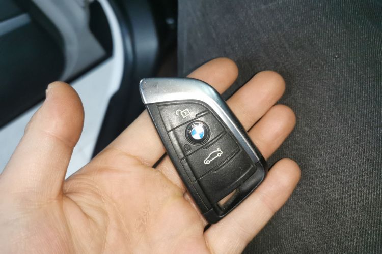 宝马X1 2018款 sDrive18Li 时尚型中控内饰11