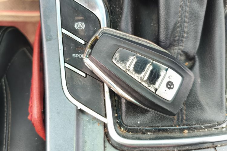 吉利汽车 帝豪 2019款 领军版 1.5L CVT豪华型 国VI中控内饰7001