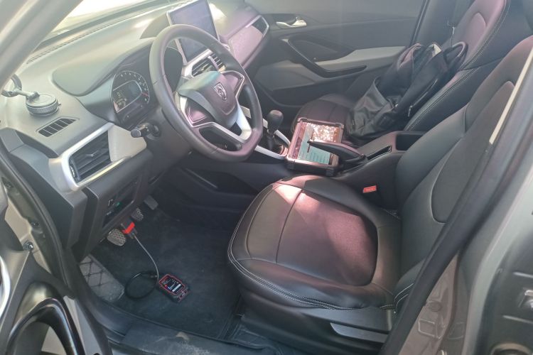 宝骏510 2017款 1.5L 手动舒适型中控内饰19