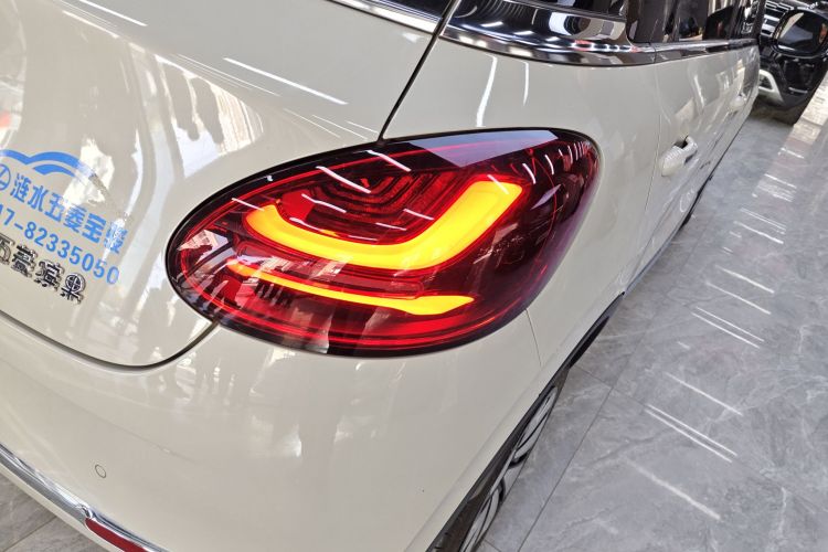 五菱汽车 五菱缤果 2023款 333km 灵犀互联+款车身外观9