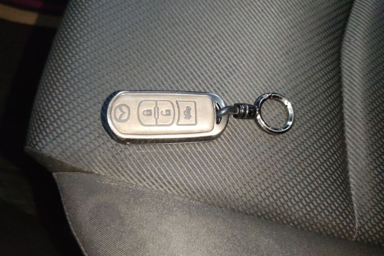 马自达3 昂克赛拉 2017款 三厢 1.5L 自动舒适型 国V中控内饰11