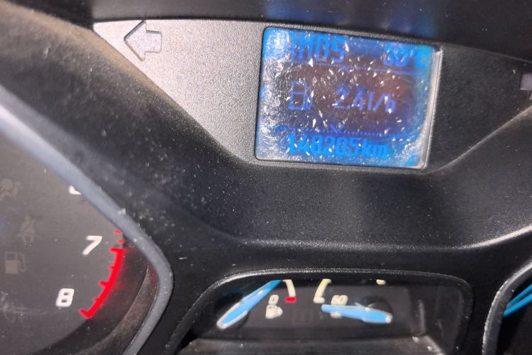 福特 福克斯 2012款 三厢 1.6L 自动风尚型中控内饰15