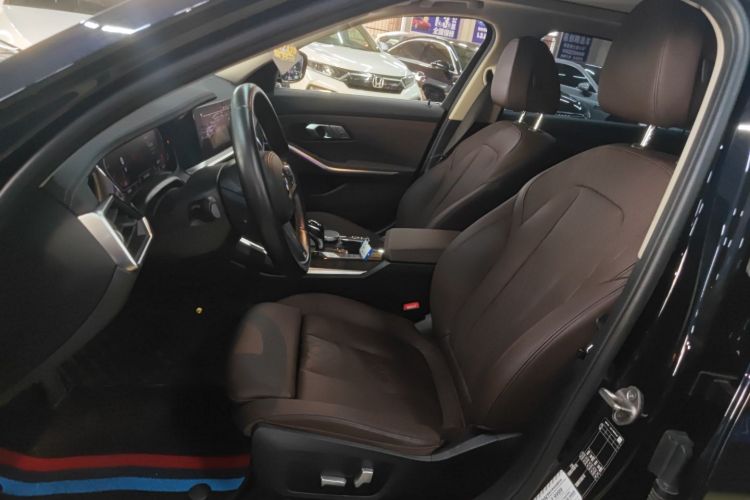 宝马3系 2022款 325Li M运动套装局部细节19