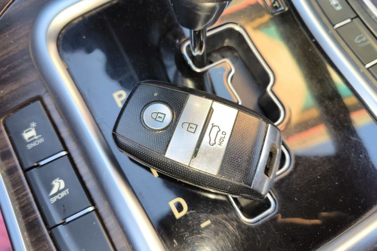 陆风X7 2015款 2.0T 全景尊贵版中控内饰11