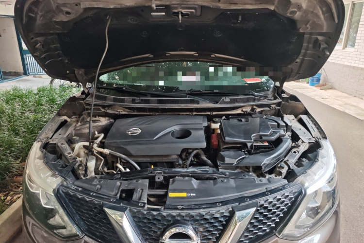 日产 逍客 2016款 2.0L CVT精英版局部细节24