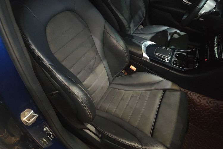 奔驰C级 2020款 改款 C 260 运动版局部细节41