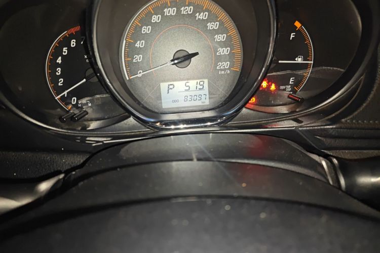 丰田 YARiS L 致炫 2020款 1.5L CVT领先版中控内饰15