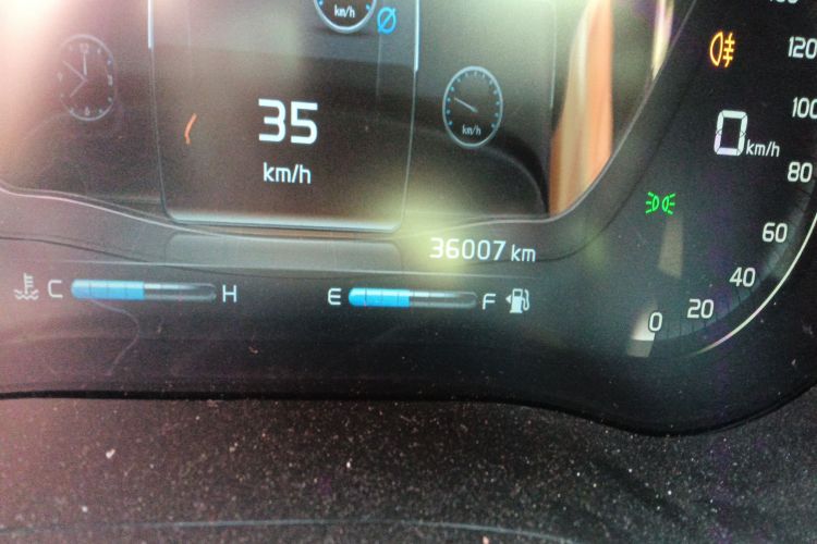 吉利汽车 帝豪 2018款 1.5L CVT向上互联版中控内饰15