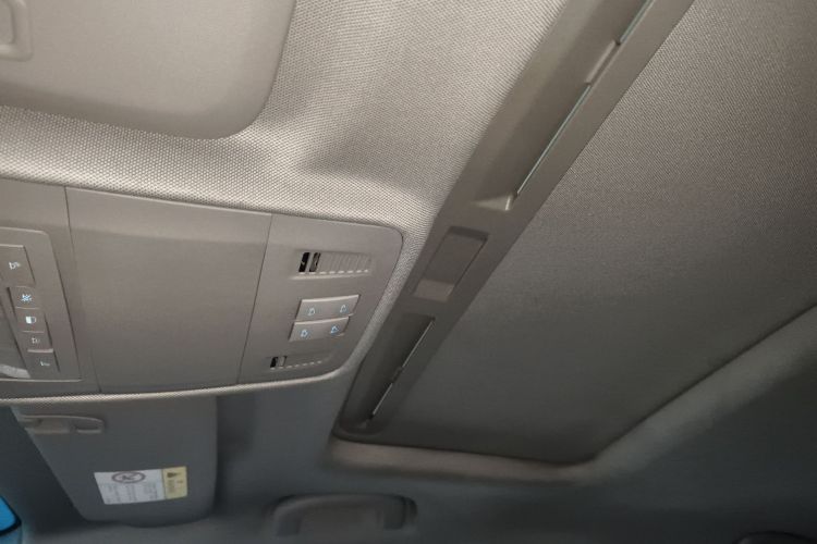 别克 英朗 2014款 XT 1.6L 自动时尚版中控内饰22