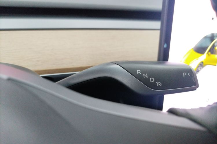 特斯拉 Model 3 2020款 标准续航后驱升级版中控内饰18