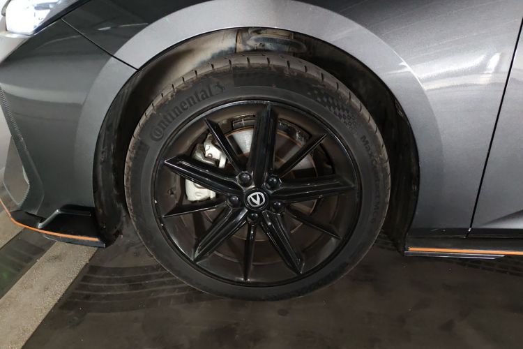 长安UNI-V 2023款 2.0T 锋速版车身外观6007