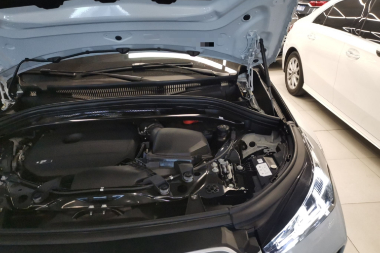 宝马X1 2023款 sDrive25Li M运动套装机舱底盘26