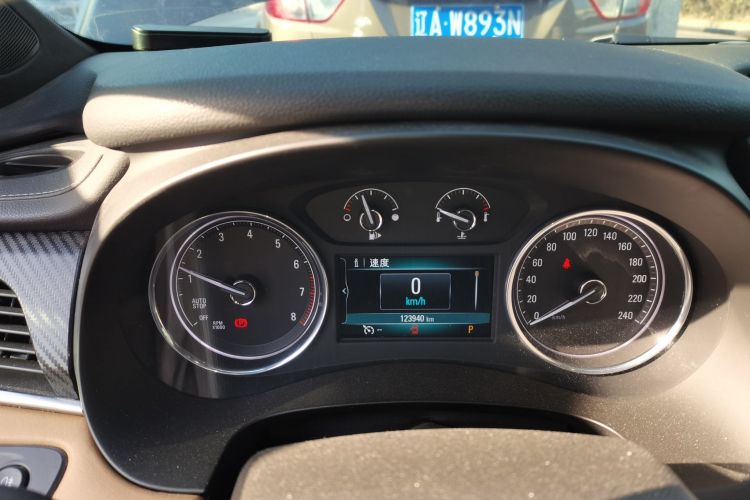 别克 君越 2018款 28T 精英型局部细节14