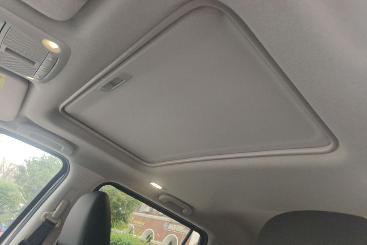 日产 途达 2020款 2.5L XV 4WD 自动四驱旗舰版局部细节22