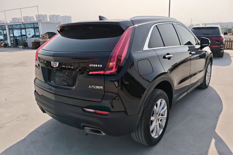 凯迪拉克XT4 2022款 28T 两驱风尚型车身外观6005