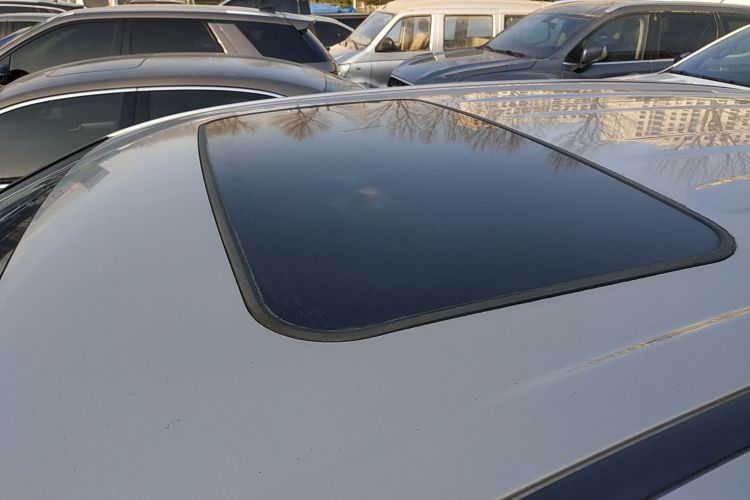 丰田 威兰达 2020款 2.0L CVT两驱豪华版局部细节57