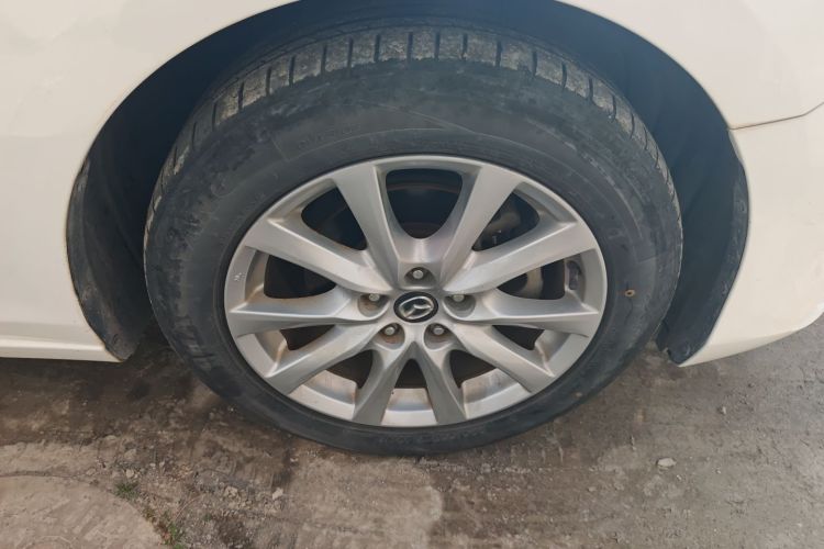 马自达 阿特兹 2017款 2.0L 蓝天豪华版车身外观10