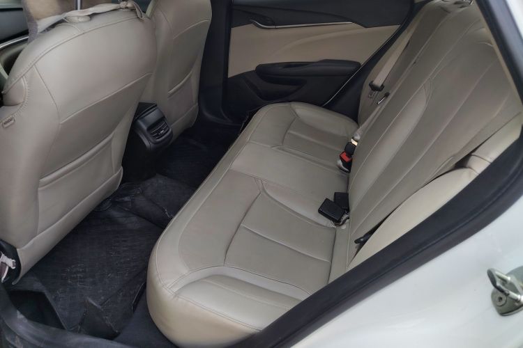 别克 英朗 2019款 15T 双离合互联精英型 国VI中控内饰21