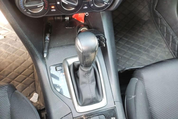 马自达3 昂克赛拉 2017款 三厢 1.5L 自动舒适型 国V中控内饰18