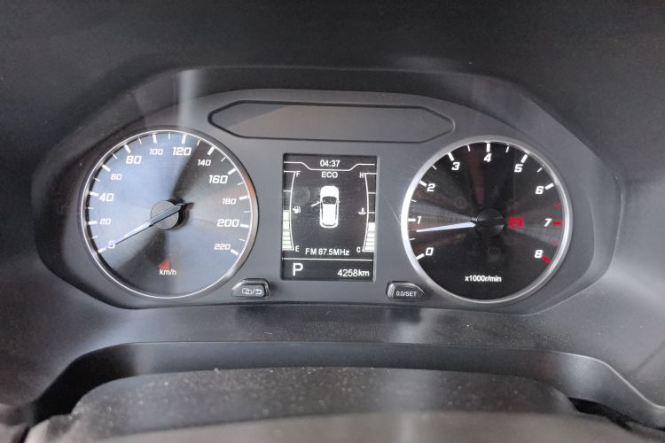 奇瑞 瑞虎7 2023款 超能版 1.5T CVT超能卫士中控内饰14