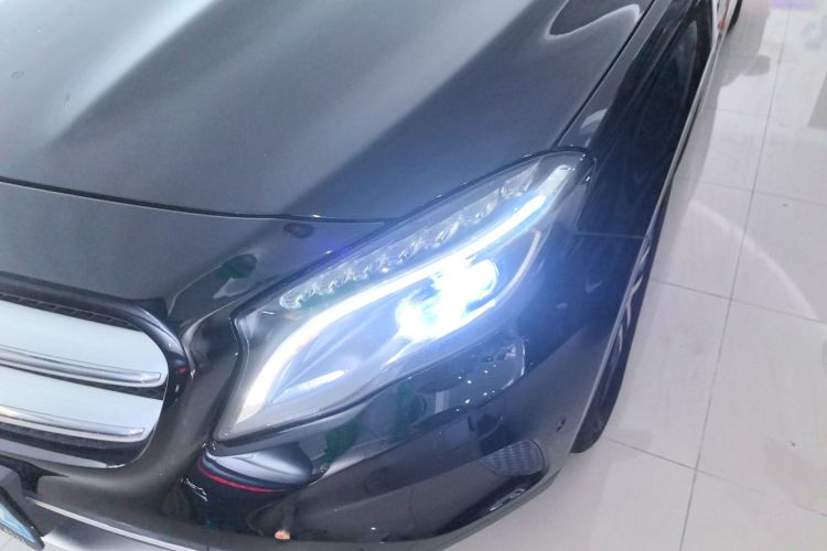 奔驰GLA 2016款 GLA 220 4MATIC 时尚型局部细节36