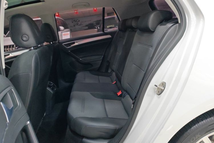 大众 高尔夫 2018款 230TSI 自动舒适型中控内饰21