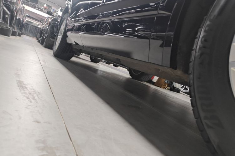 大众 途锐 2022款 2.0TSI 锐尚版局部细节9001