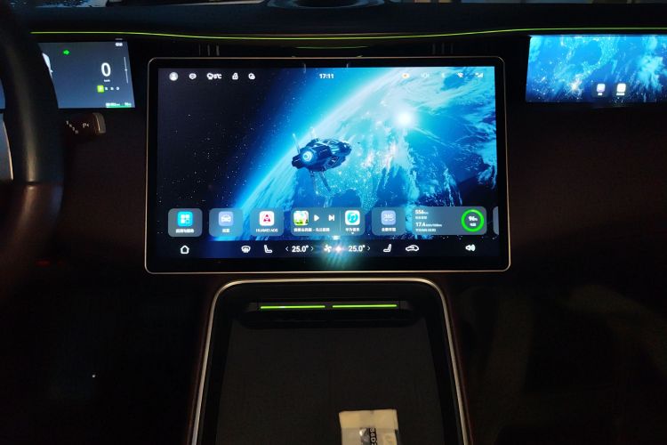 阿维塔11 2024款 580 三激光四驱奢享版中控内饰16