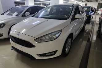 福特 福克斯 2018款 两厢经典 EcoBoost 180 自动精英型