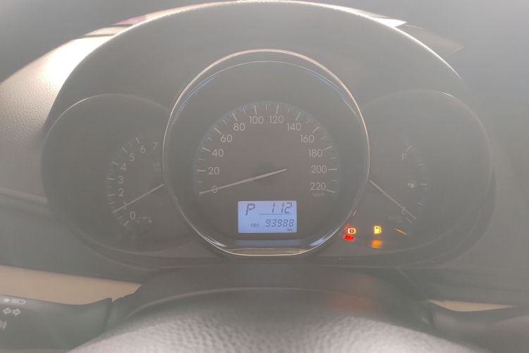 丰田 威驰FS 2017款 1.5L CVT锋驰版中控内饰14