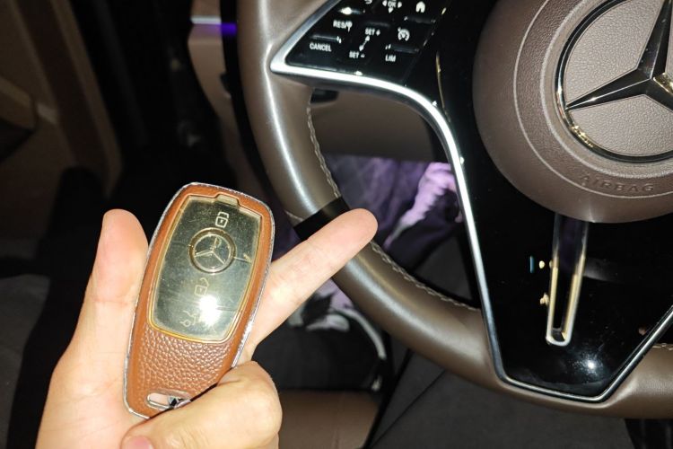 奔驰E级 2021款 E 260 L中控内饰7001