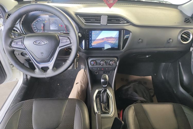 奇瑞 瑞虎3X 2018款 1.5L 自动精英版中控内饰16