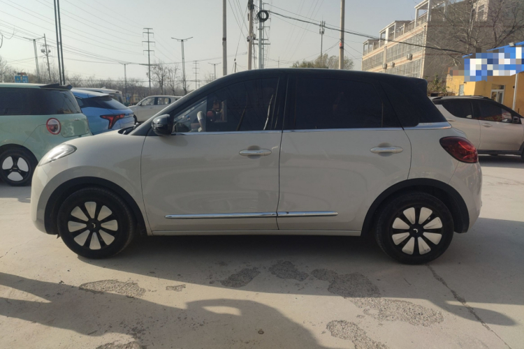 五菱汽车 五菱缤果 2023款 203km 舒享款车身外观4