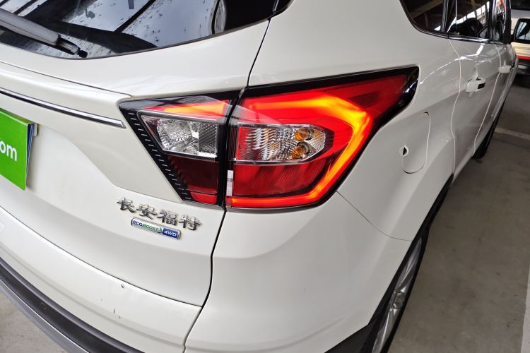 福特 翼虎 2017款 EcoBoost 245 四驱豪翼型车身外观9