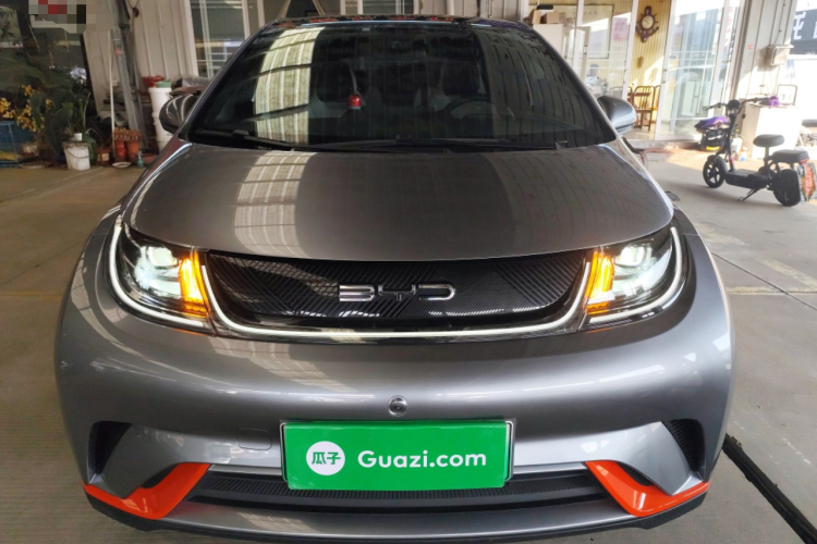 比亚迪 海豚 2021款 405km 时尚版车身外观2