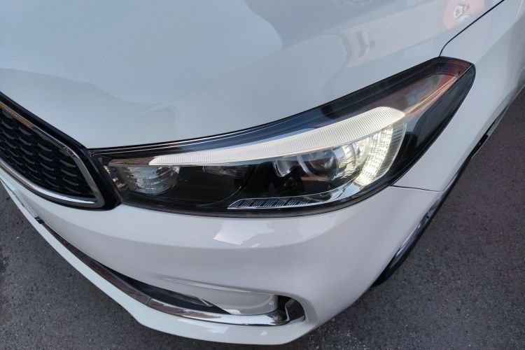 起亚K3 2016款 1.6L 自动GLS车身外观36