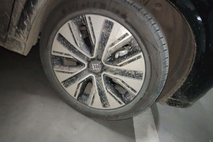 蓝电E5 PLUS 2025款 165km 长续航版 7座车身外观10