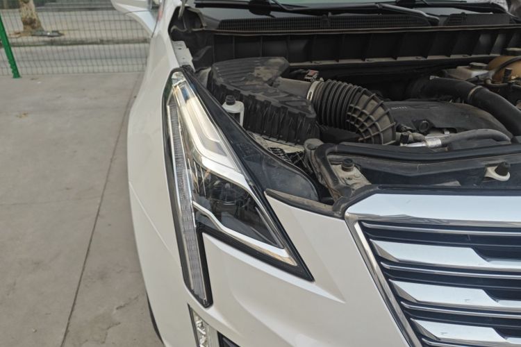 凯迪拉克XT5 2018款 28T 四驱豪华型车身外观8